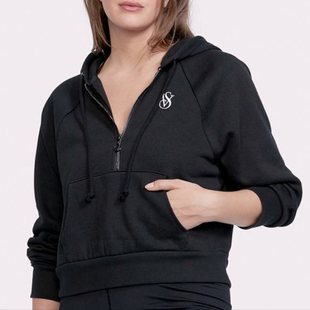 Victoria's Secret Black Half Zip Cropped Fleece Hoodie Size Large